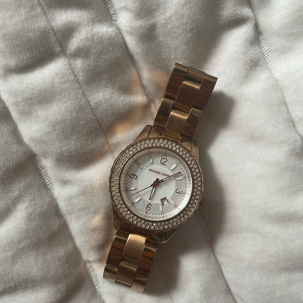 Michael Kors Watch - Picture 1 of 2